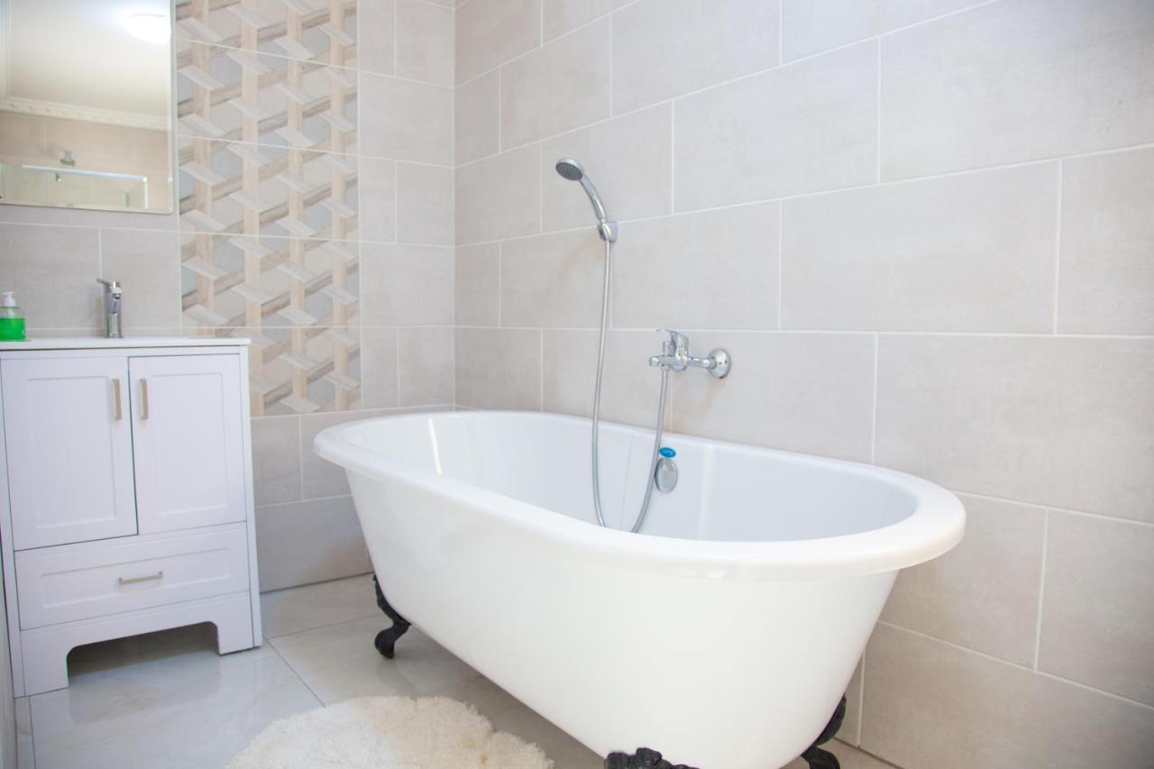 Angelocean Guest House Witbank Dış mekan fotoğraf